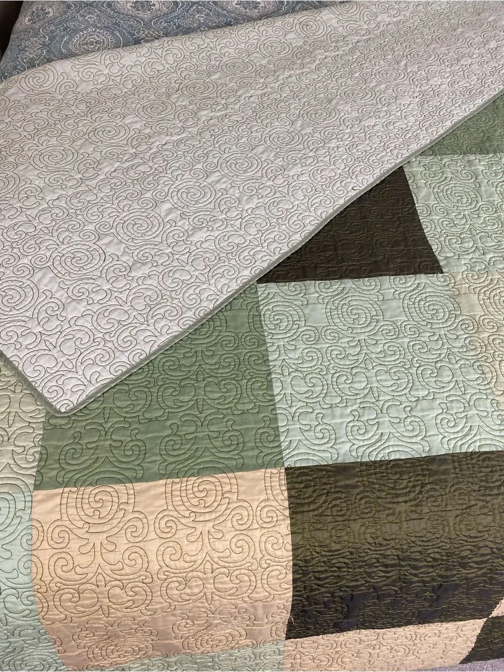 Rare 70s Springmaid patchwork Lightweight bedspread/ Quilt green brown gold